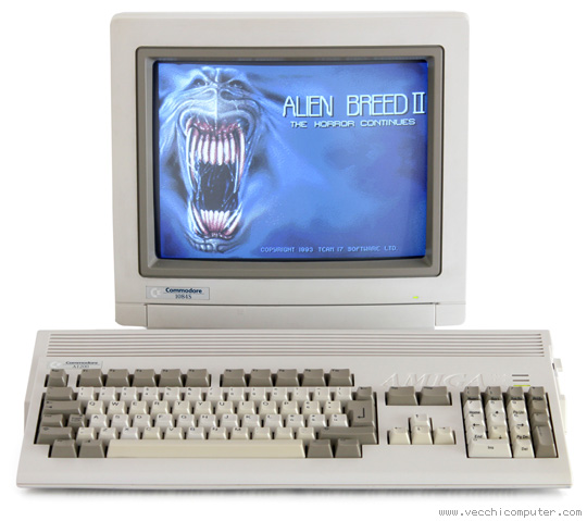 Amiga 1200 e Commodore 1084S