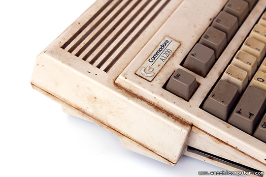 Commodore Amiga 1200 (sporco)