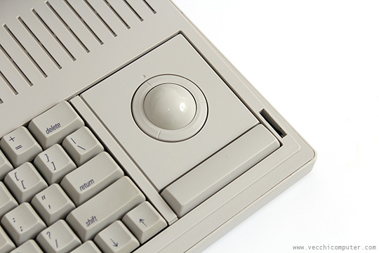 Macintosh Portable - trackball