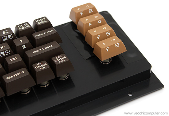 Commodore VIC 20 - tastiera PET style