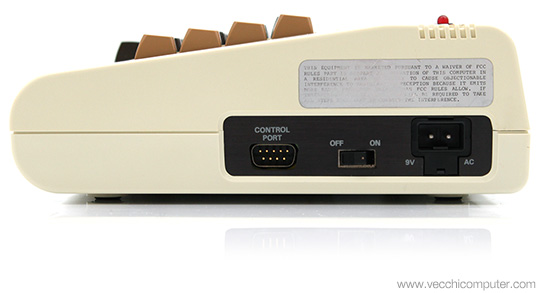 Commodore VIC 20 - lato